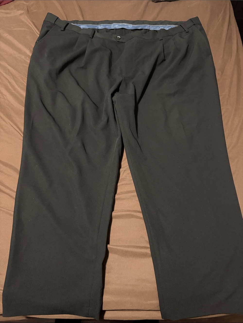 Men's Black Dress Pants - Modern Pleated Front W56/L30